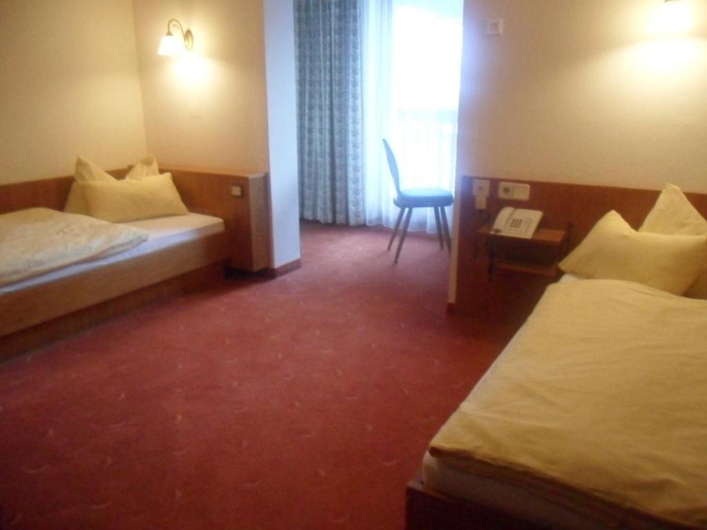 Hotel Austria Niederau Phòng bức ảnh